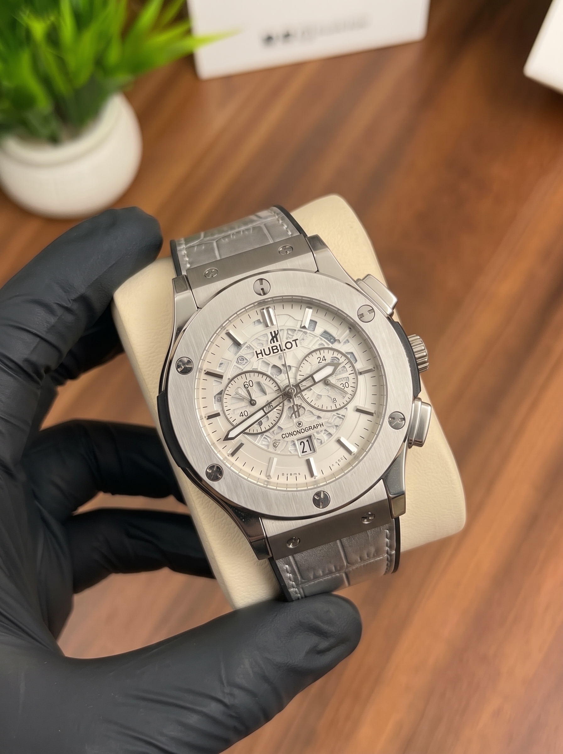 Hublot Classic Fusion Wrist Watch for Men view 2